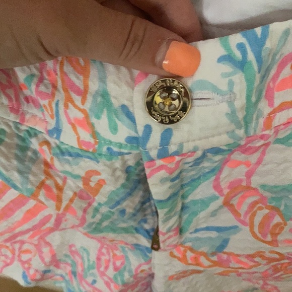 Lilly Pulitzer shorts - Picture 4 of 4